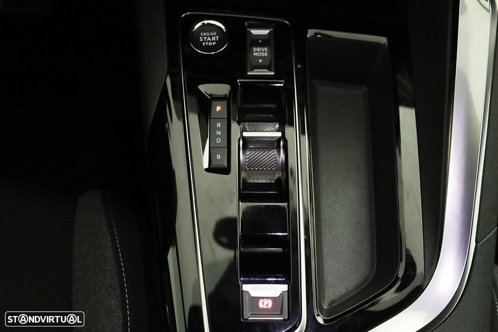 Peugeot 3008 1.6 Hybrid Allure e-EAT8 - 15