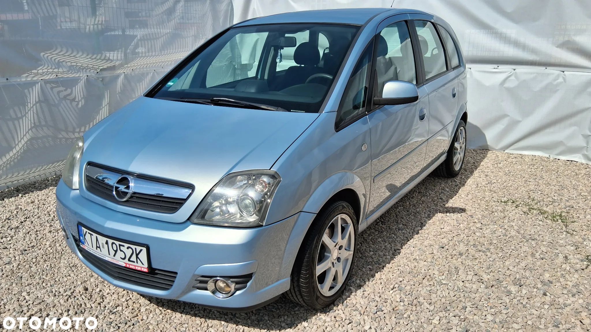 Opel Meriva 1.8 16V Cosmo - 1