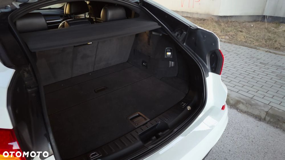 BMW 5GT 535i Luxury Line - 23