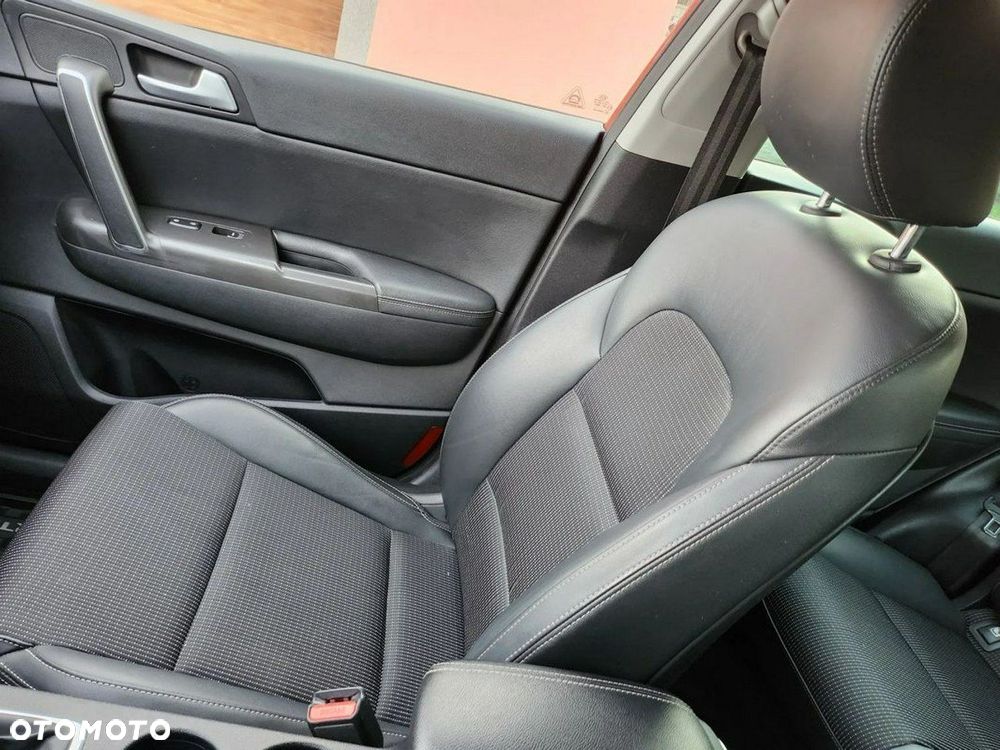 Kia Sportage 1.6 GDI Business Line 2WD - 22