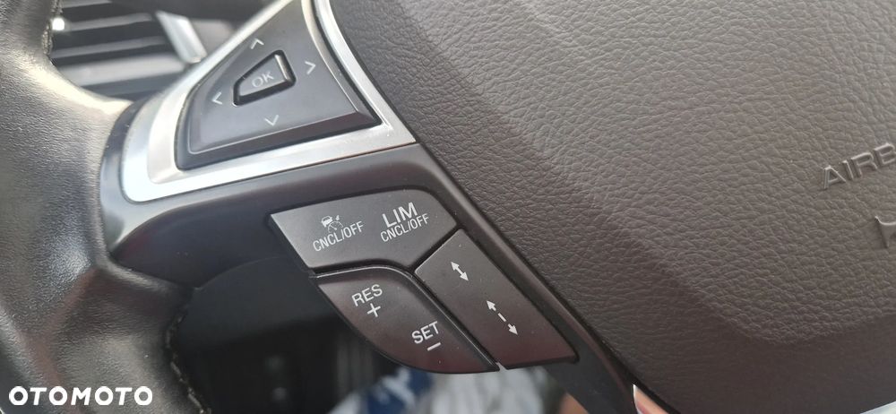 Ford Mondeo 2.0 TDCi Titanium PowerShift - 10