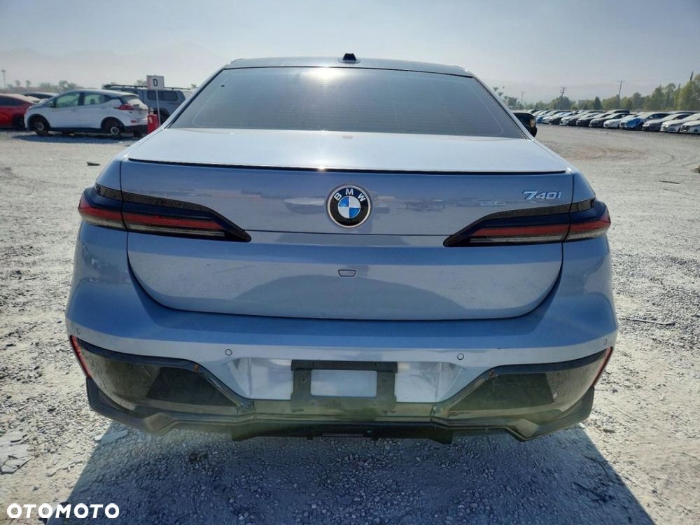 BMW Seria 7 - 5