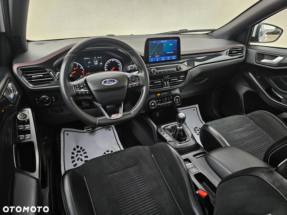 Ford Focus 2.3 EcoBoost S&S ST mit Styling-Paket - 5