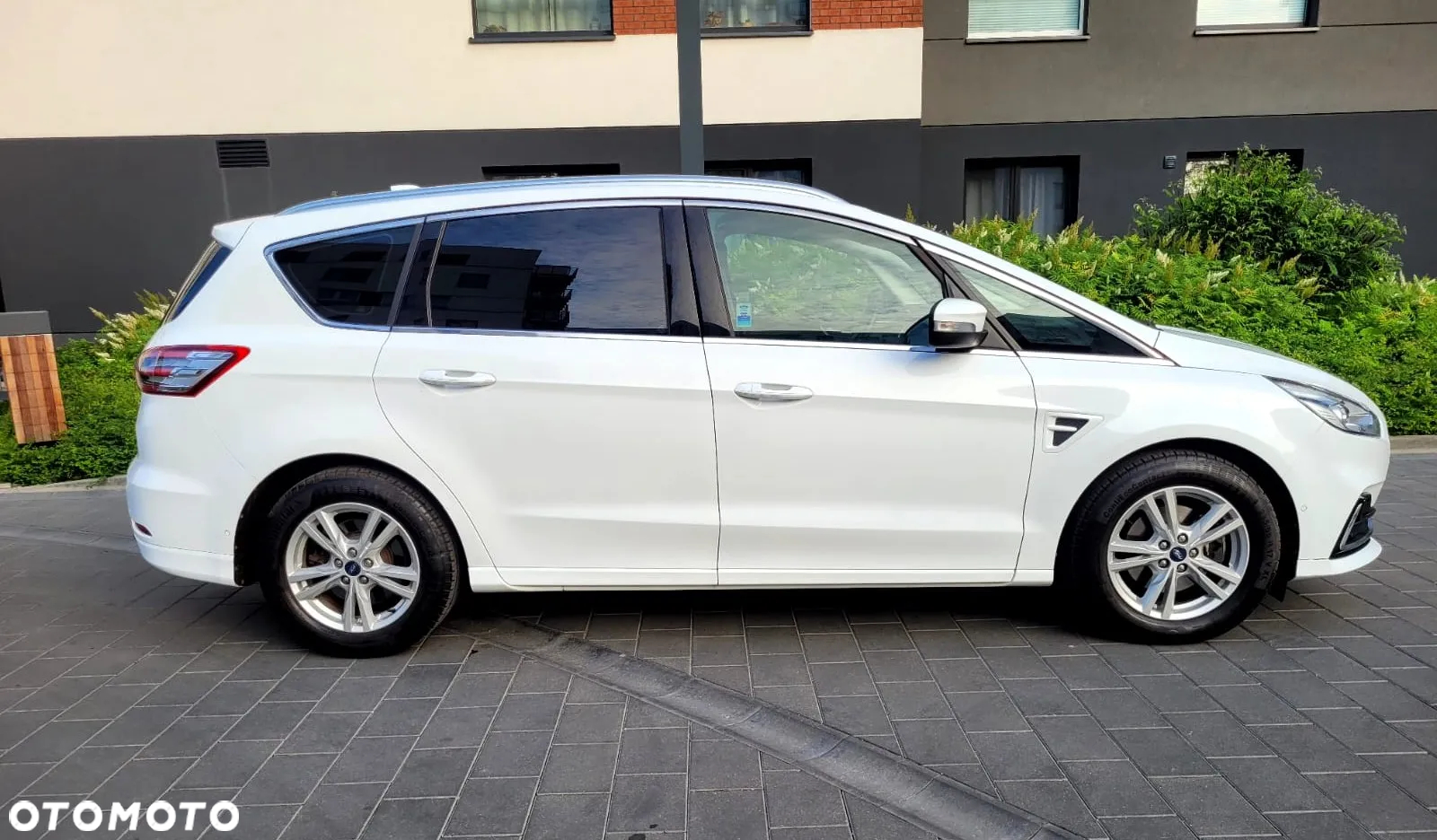 Ford S-Max 2.0 EcoBlue Titanium - 10