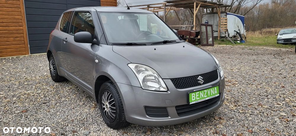 Suzuki Swift 1.3 Club - 32