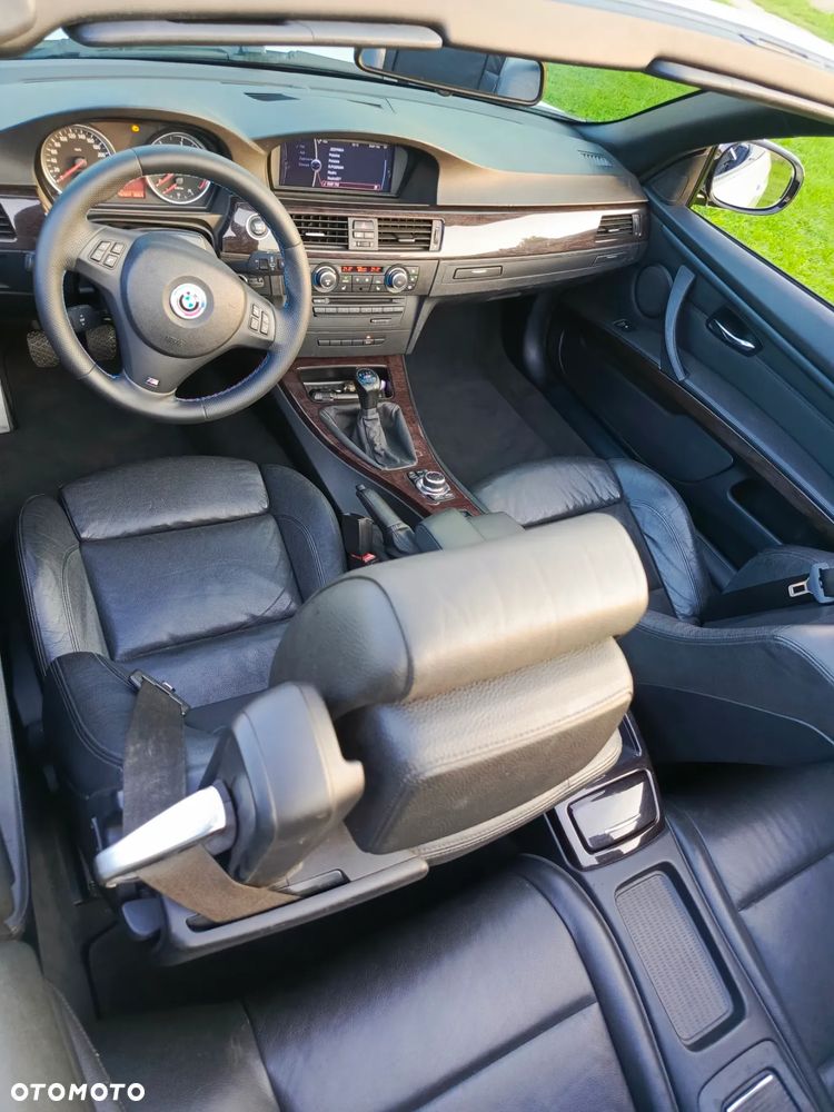 BMW Seria 3 320d - 12