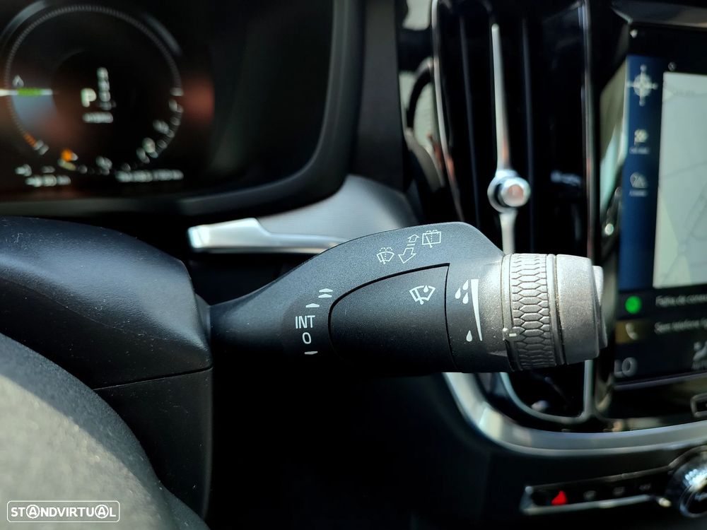 Volvo V60 2.0 T8 AWD TE R-Design - 27