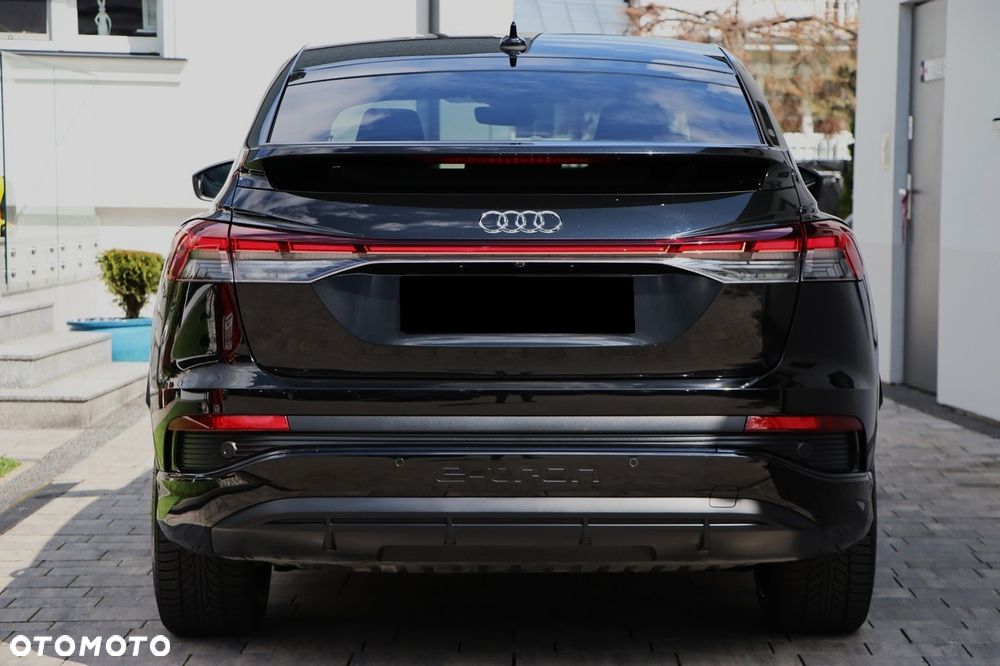 Audi Q4 Sportback e-tron - 10