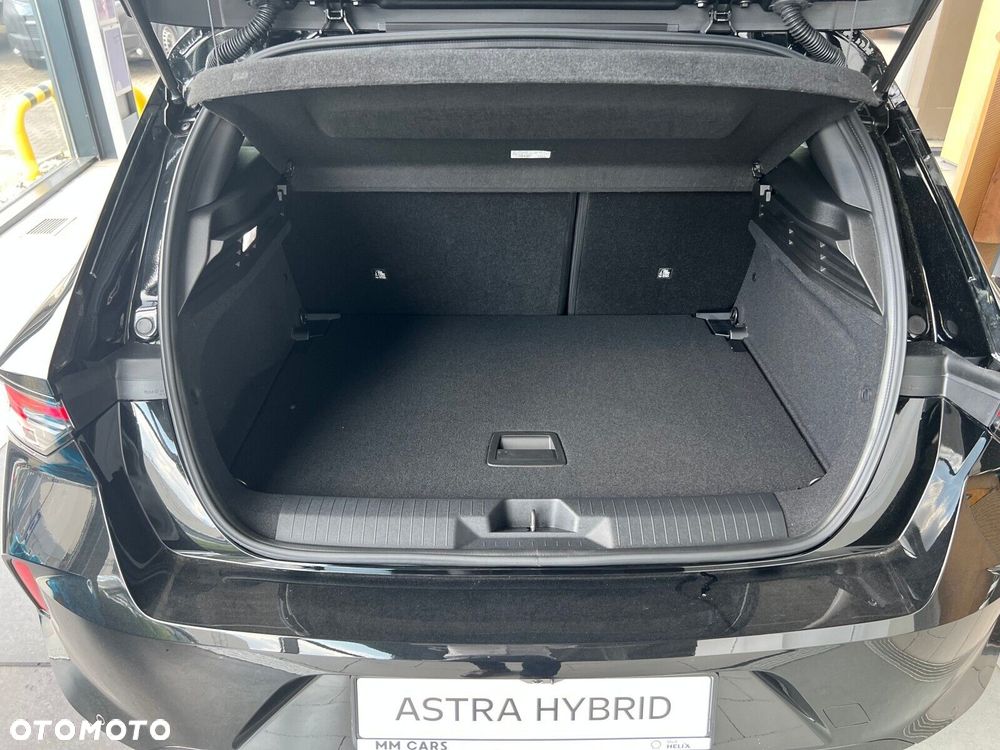Opel Astra 1.2 T mHEV Ultimate S&S eDTC - 17
