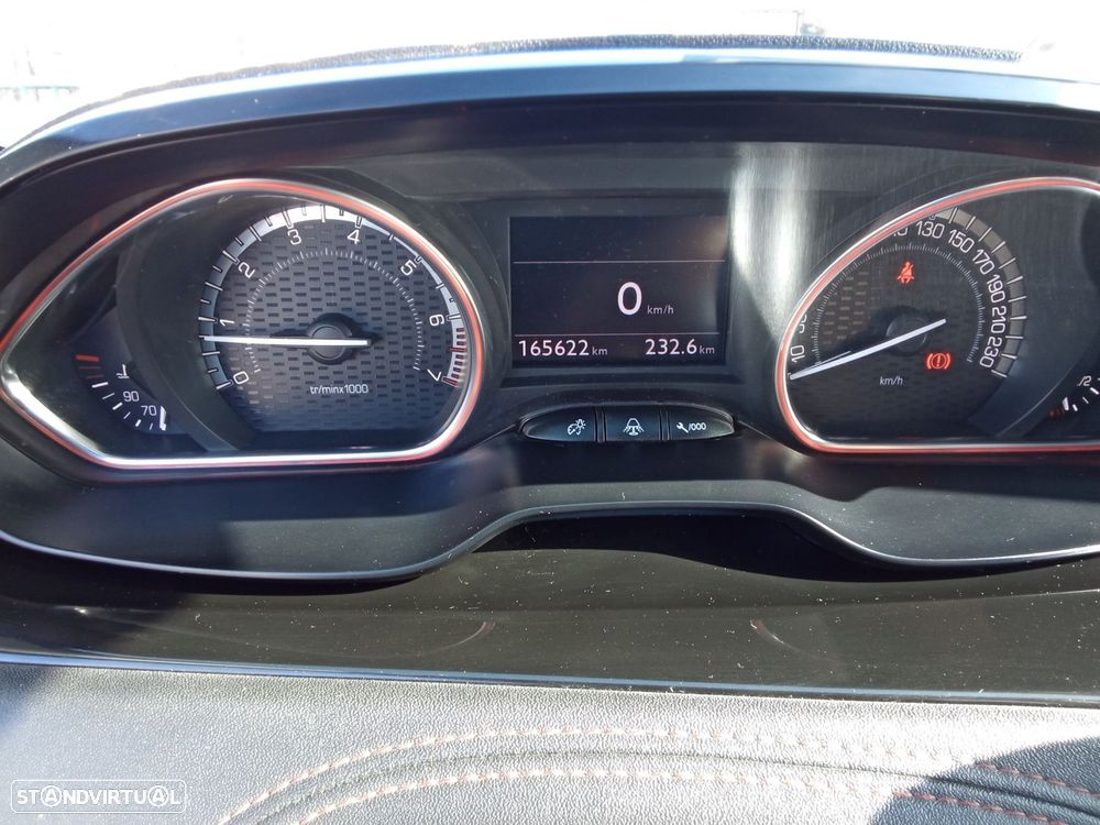 Peugeot 208 1.6 THP GTi - 16