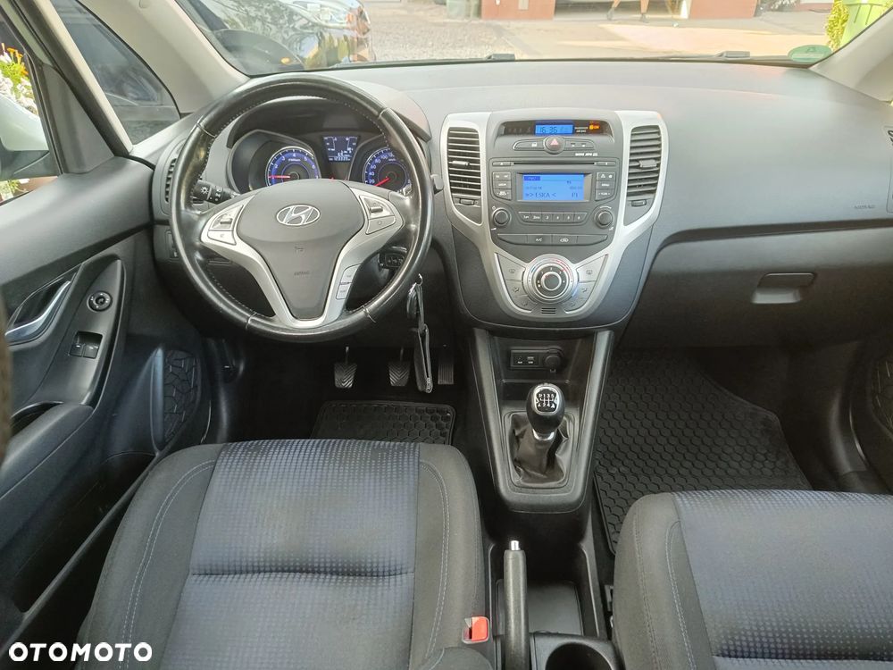 Hyundai ix20 1.4 Comfort - 21