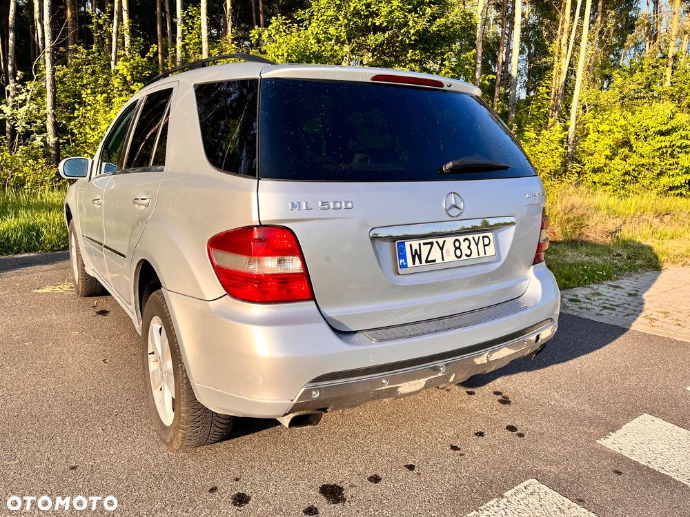 Mercedes-Benz ML 500 4-Matic - 4