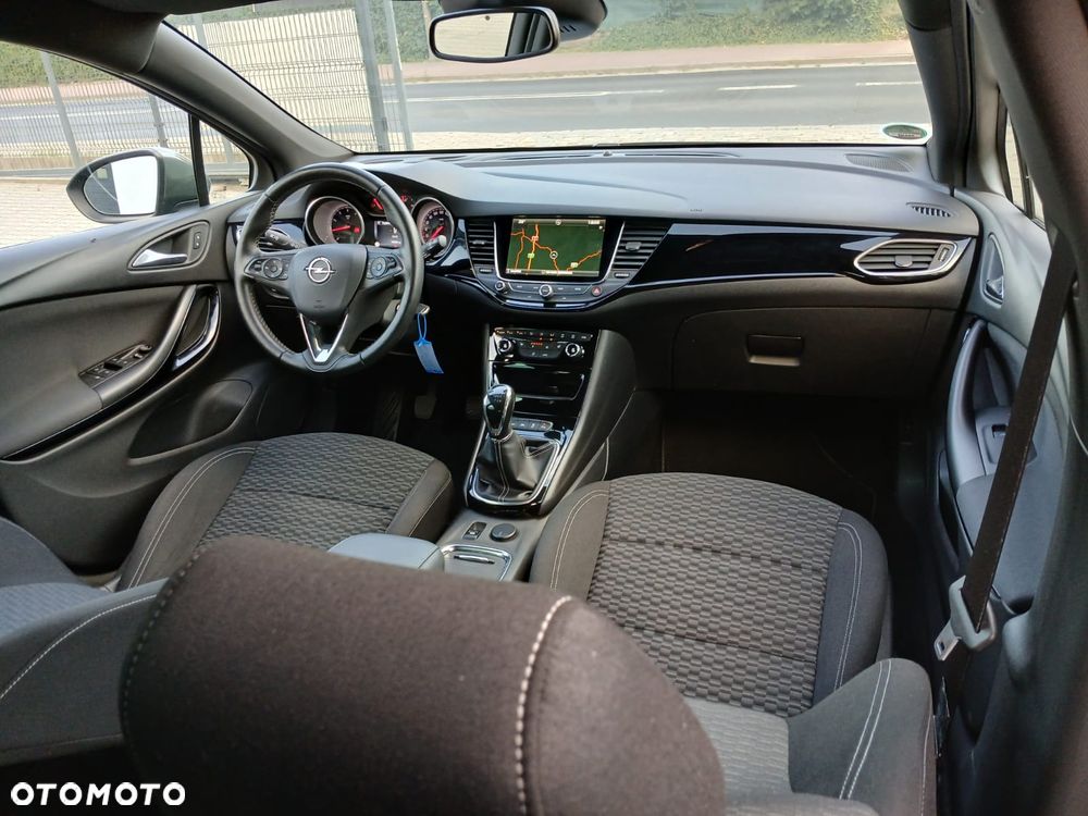 Opel Astra 1.4 Turbo Innovation - 13