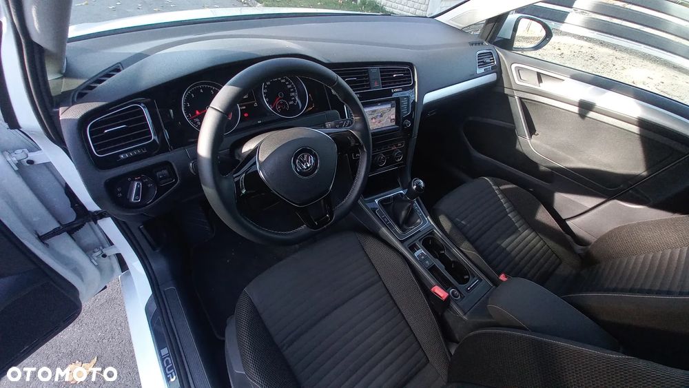 Volkswagen Golf 1.4 TSI BlueMotion Technology Cup - 19