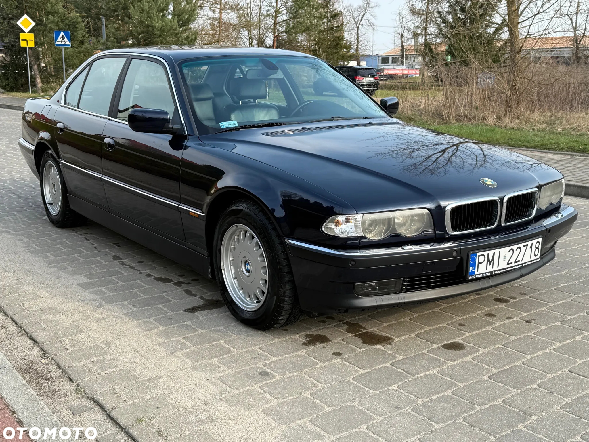 BMW Seria 7 740i - 4