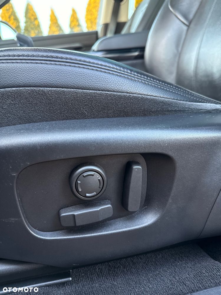 Land Rover Range Rover Evoque D180 R-Dynamic SE - 27