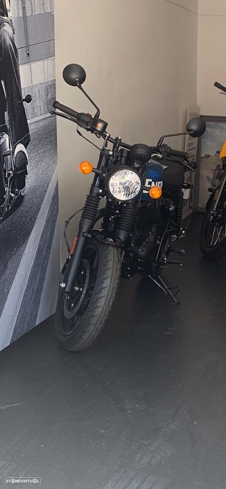 Royal Enfield Hunter - 2