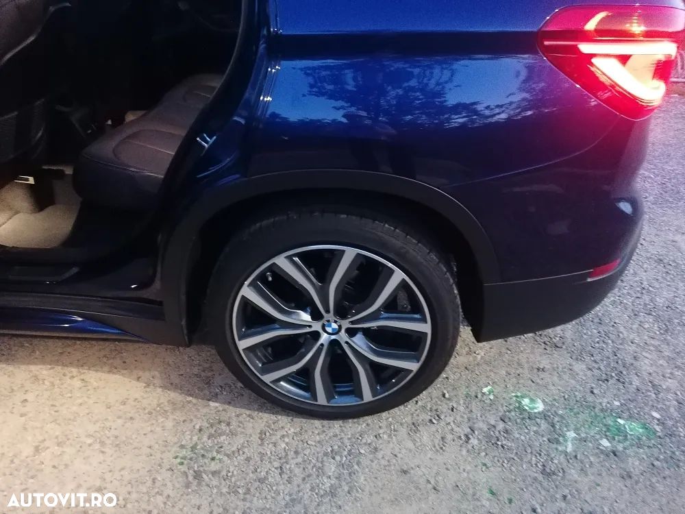 BMW X1 xDrive20i AT Sport Line - 11