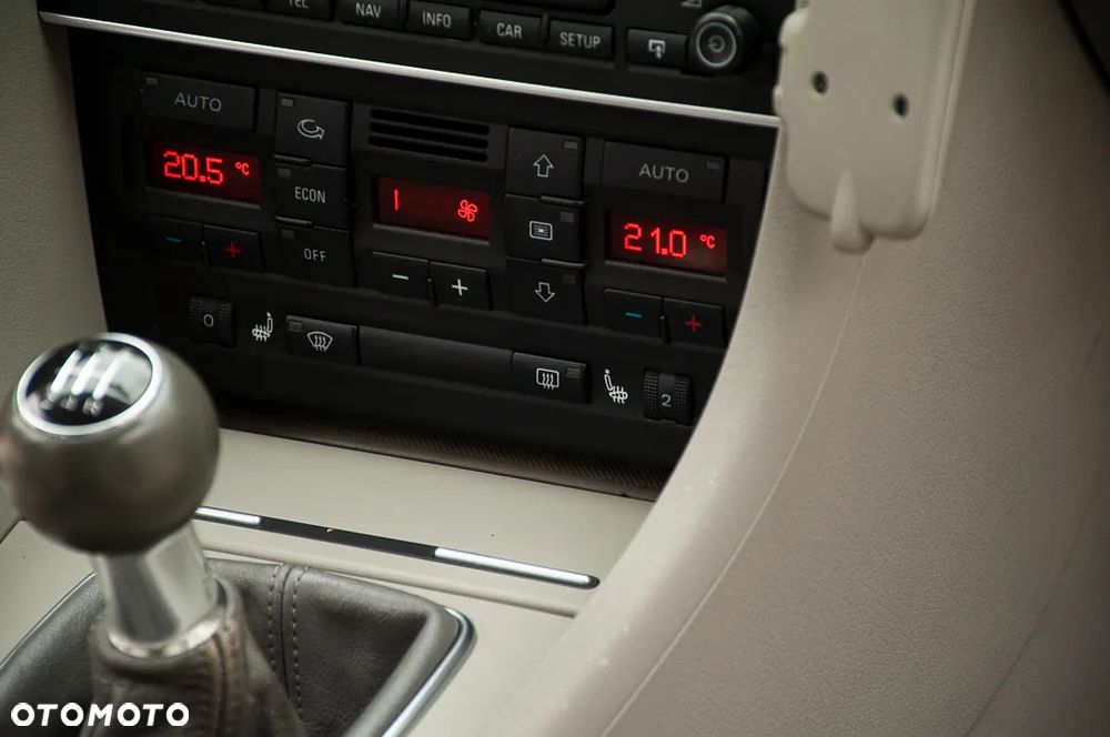 Audi A4 Avant 1.8 T - 38