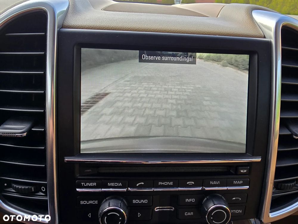 Porsche Cayenne Platinum Edition - 29