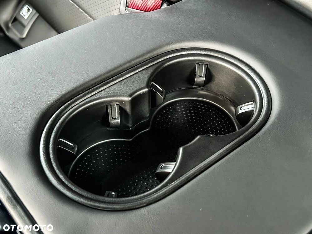 Porsche Macan Turbo 100kWh - 27