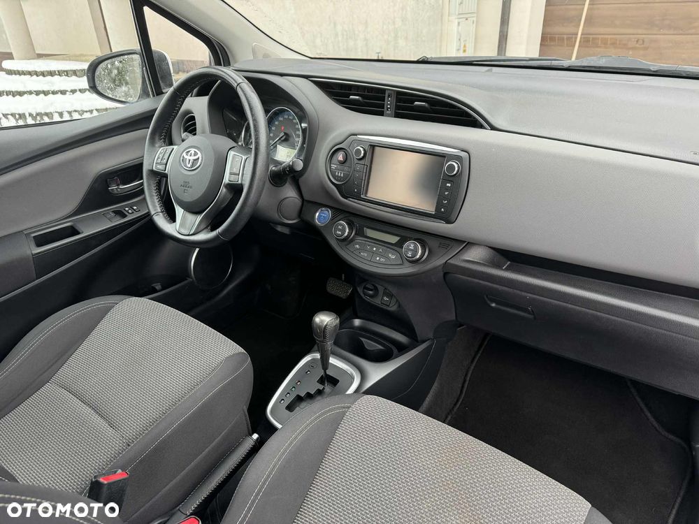 Toyota Yaris 1.5 VVT-i - 10