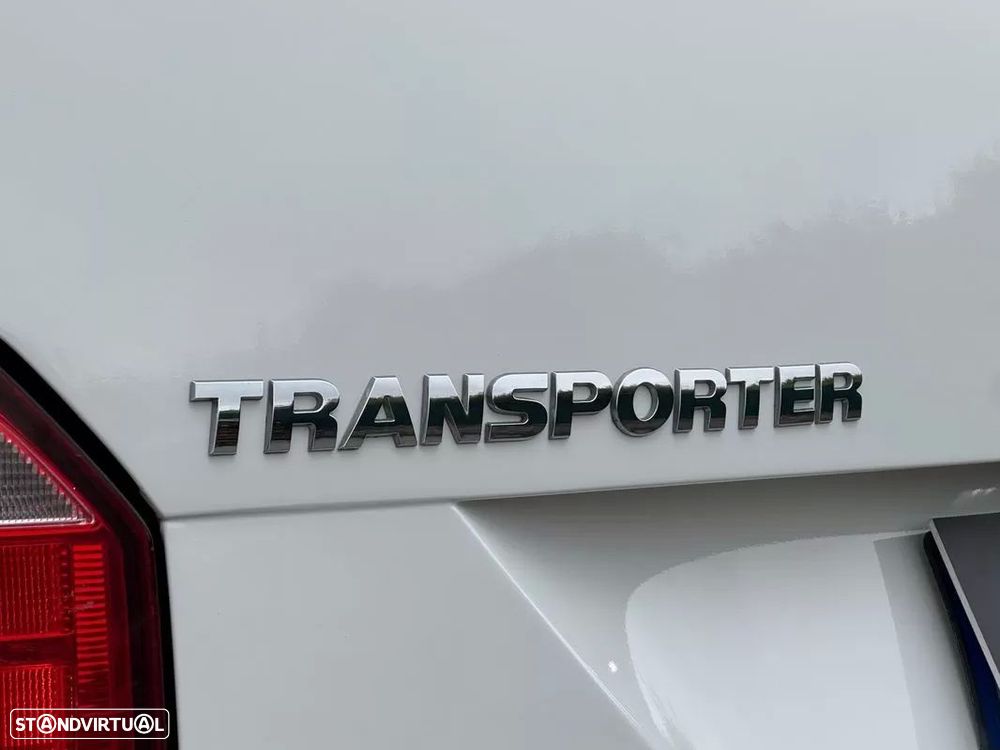 VW TRANSPORTER 2.0 TDI / 3 LUGARES / IVA DEDUTIVEL - 24