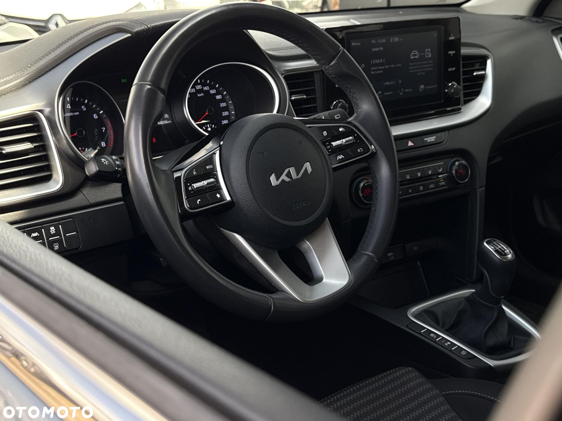 Kia Ceed 1.5 T-GDI M - 9