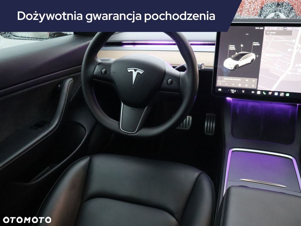 Tesla Model 3 - 9