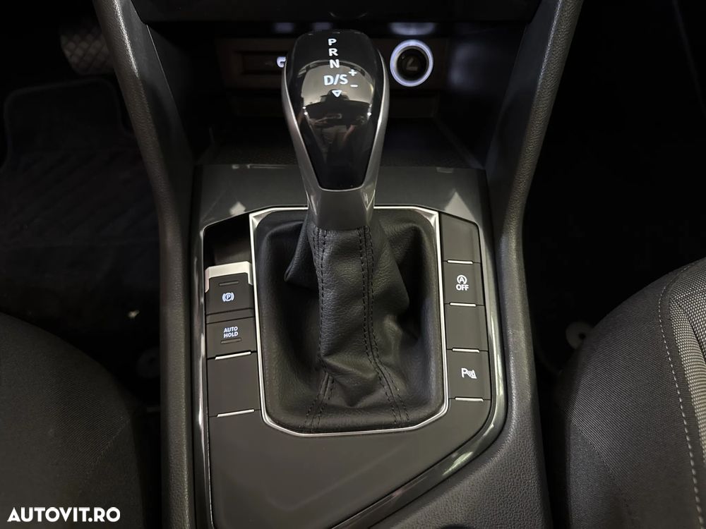 Volkswagen Tiguan - 18