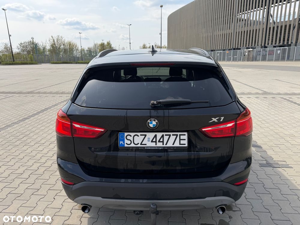 BMW X1 xDrive20d - 14