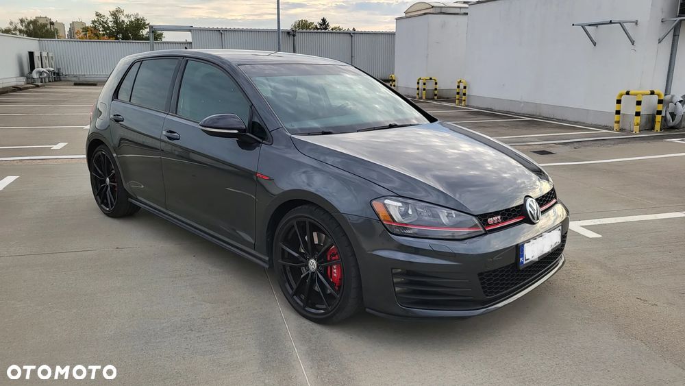Volkswagen Golf 2.0 TSI BMT GTI Performance DSG - 2