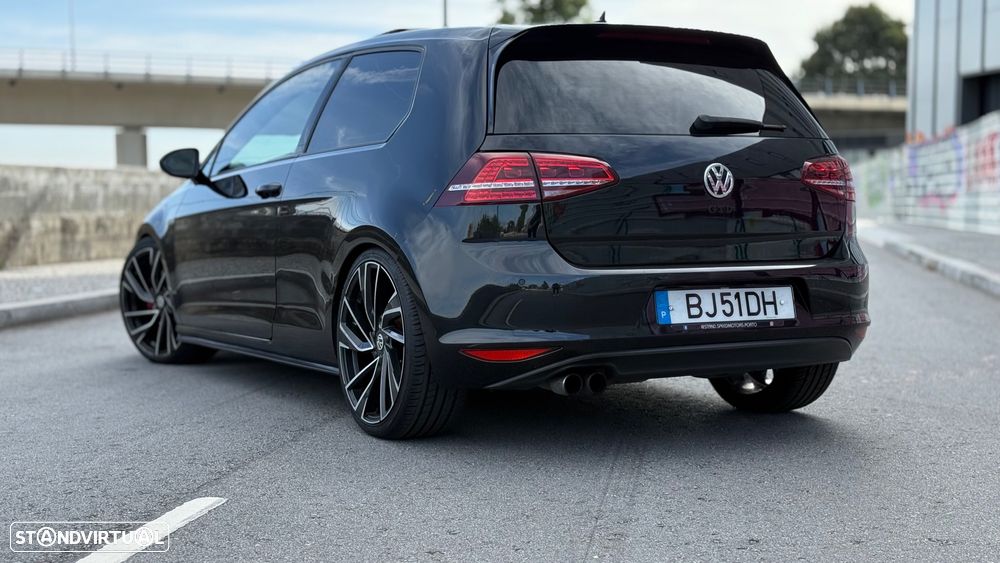 VW Golf 2.0 TDi GTD DSG - 2