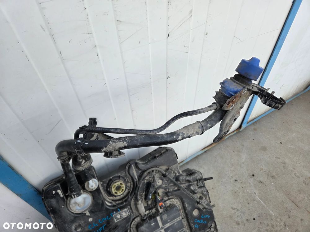 Zbiornik ADBLUE Citroen C4 Cactus LIFT 1.5 BLUE - 6