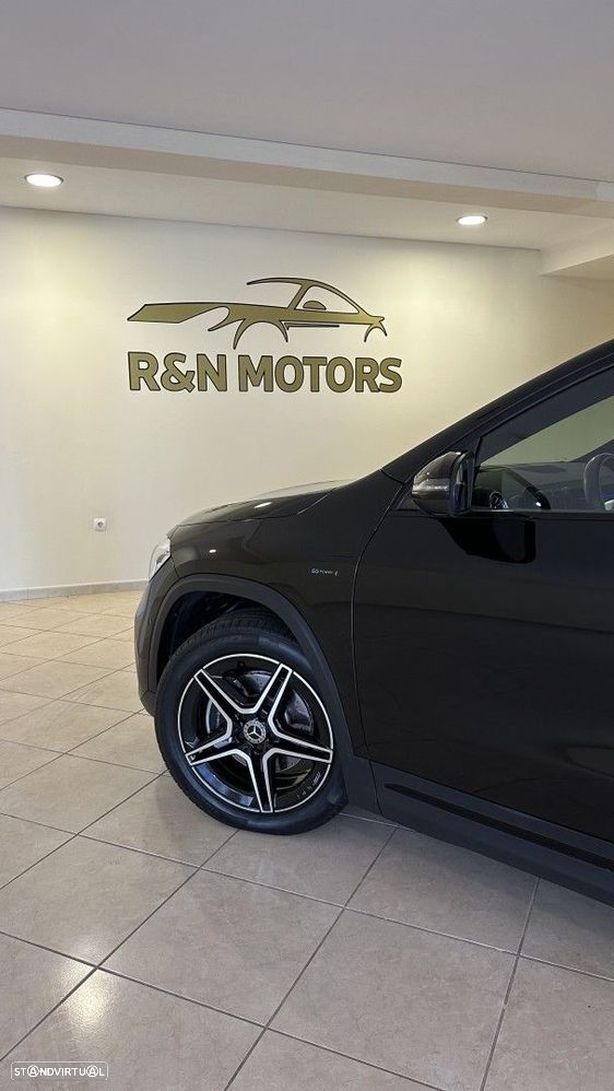 Mercedes-Benz GLA 250 - 12