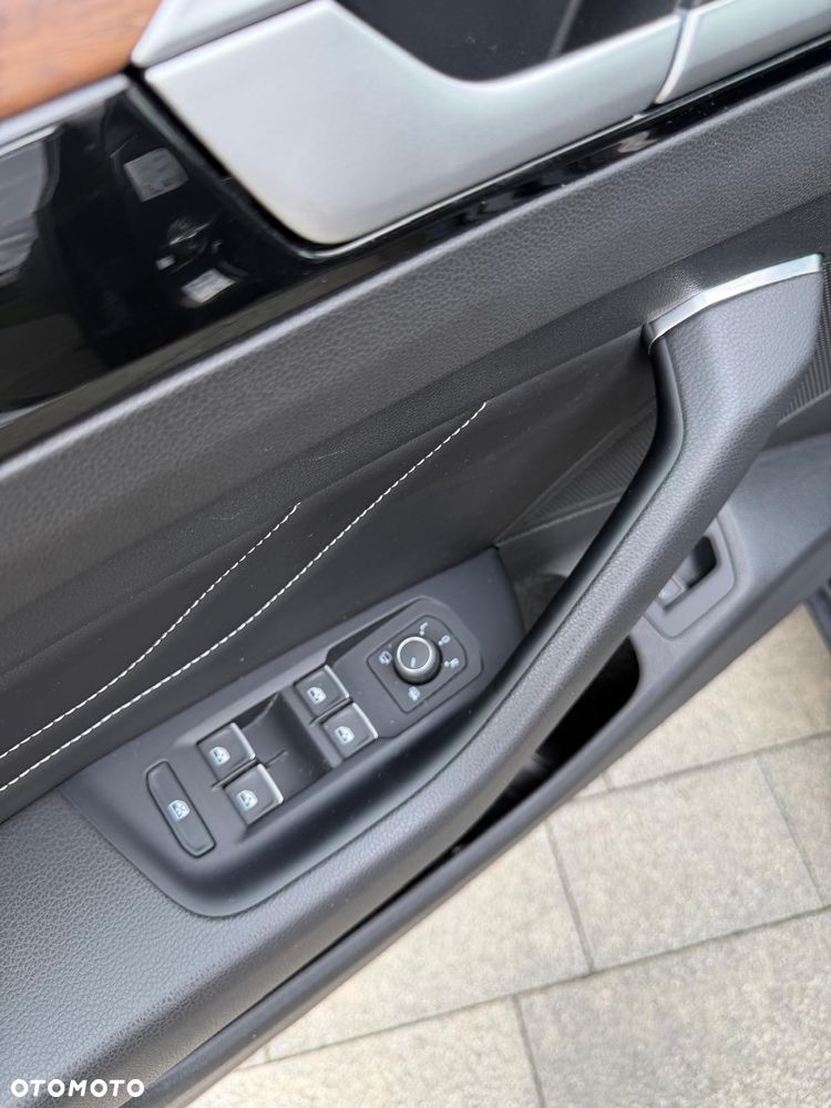 Volkswagen Arteon 2.0 TDI SCR DSG Elegance - 3