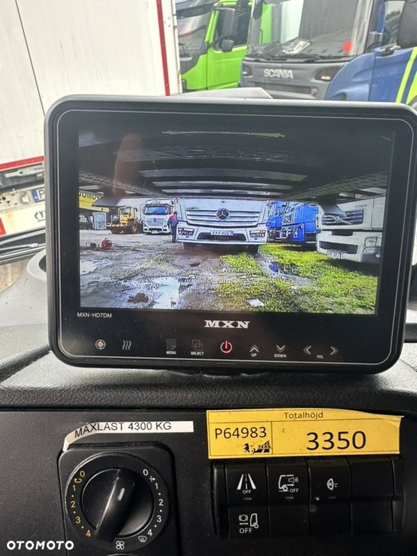 Mercedes-Benz ATEGO 1224L Kontener + Winda 6.7m ACC 16 Palet boczne drzwi6 - 25