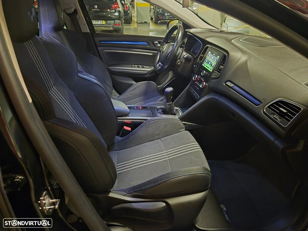 Renault Mégane Sport Tourer 1.5 dCi GT Line - 36