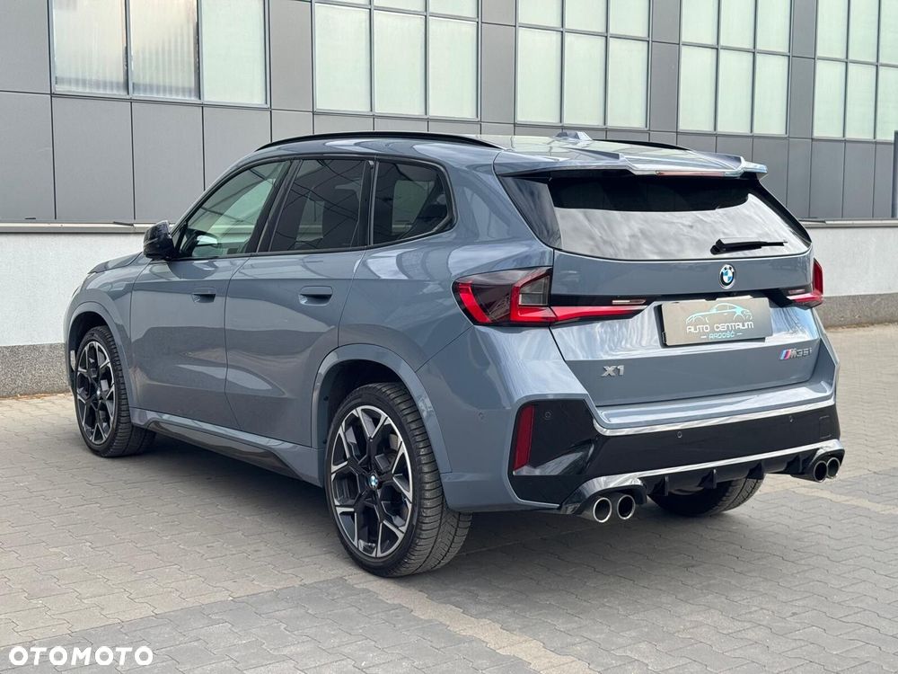 BMW X1 - 13