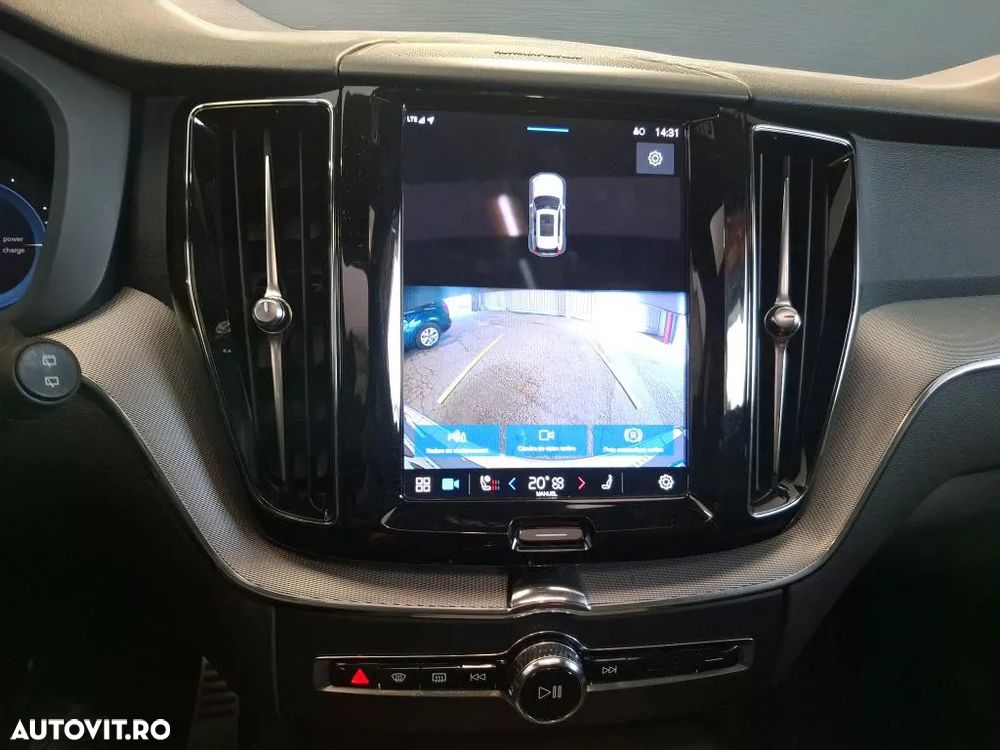 Volvo XC 60 T8 Twin Engine AWD R-Design - 10