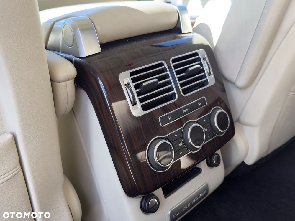 Land Rover Range Rover 4.4SD V8 Vogue - 16