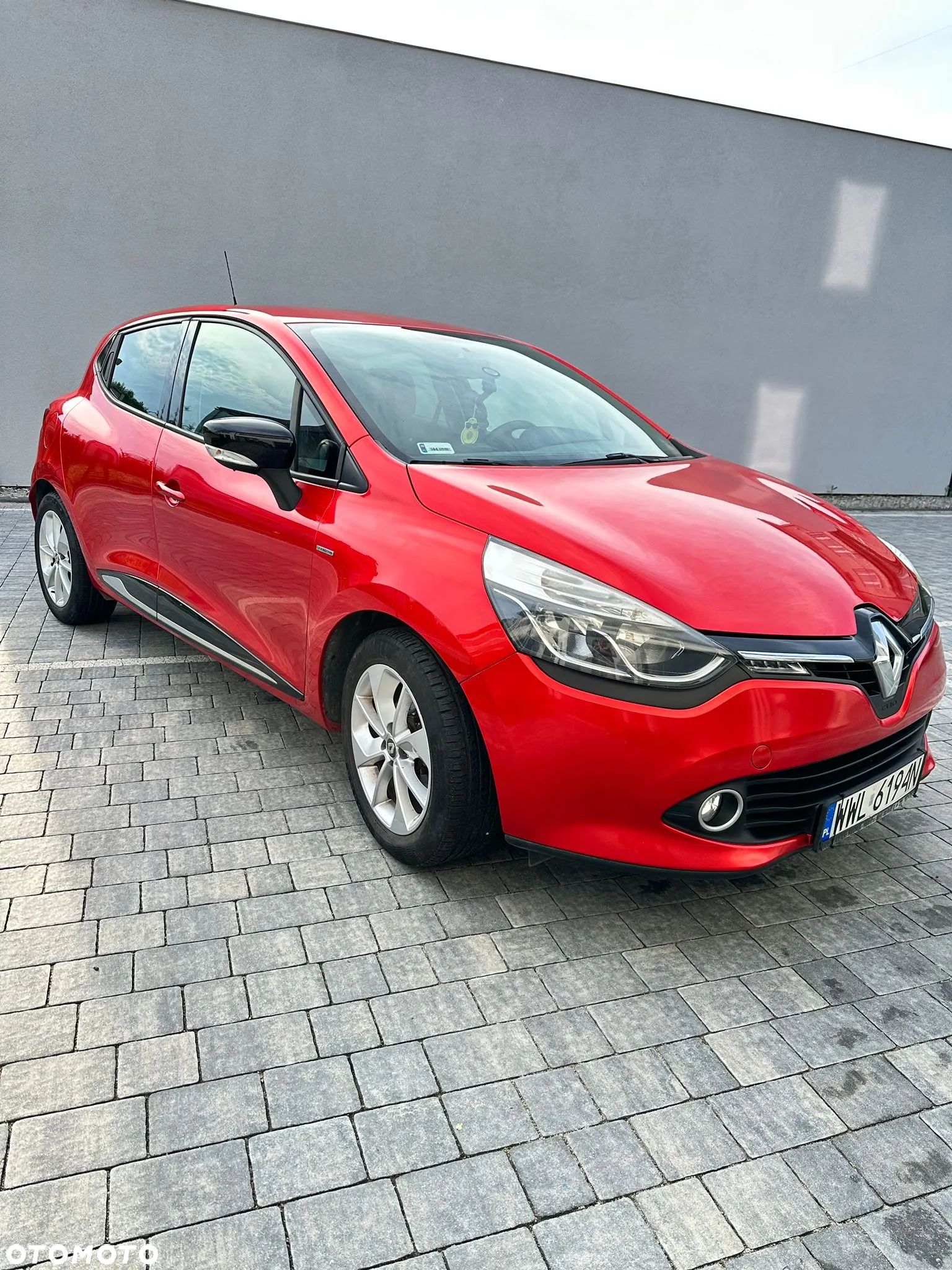 Renault Clio 0.9 TCe Limited - 1