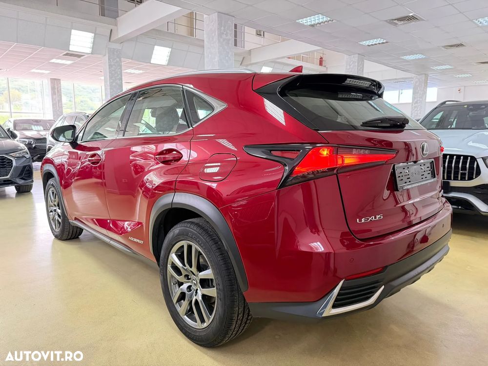 Lexus Seria NX 300h Executive Line - 10