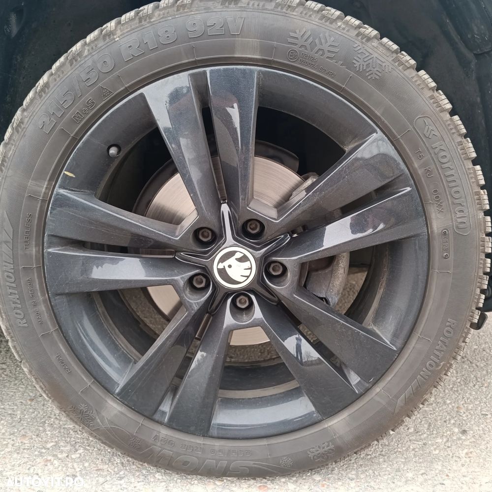 Skoda Karoq 1.5 TSI Sportline - 10