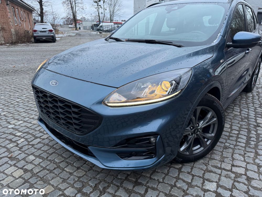 Ford Kuga 2.5 Duratec FHEV TITANIUM X - 14