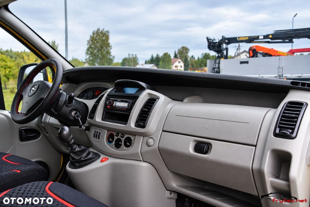 Opel Vivaro - 17