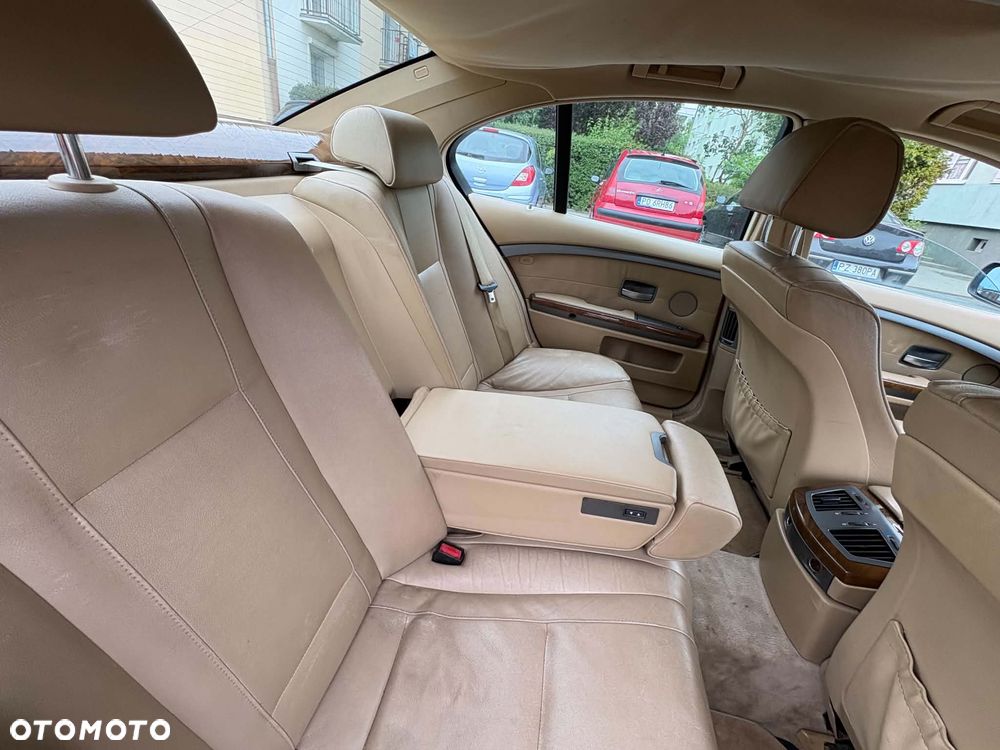 BMW Seria 7 730d - 12