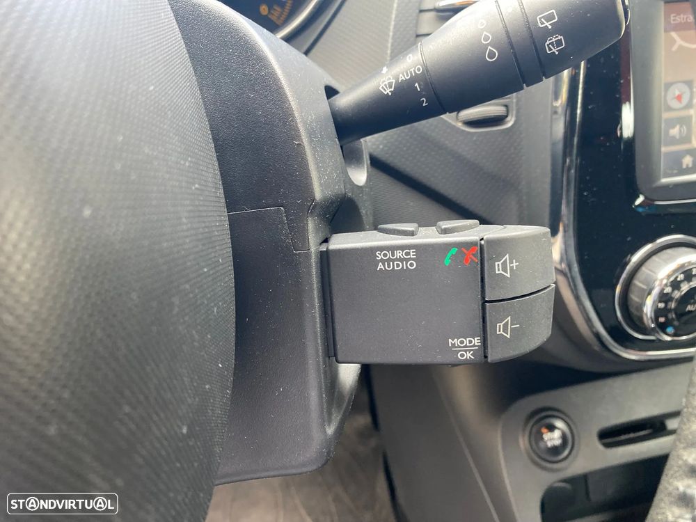 Renault Captur 1.5 dCi Exclusive EDC - 15