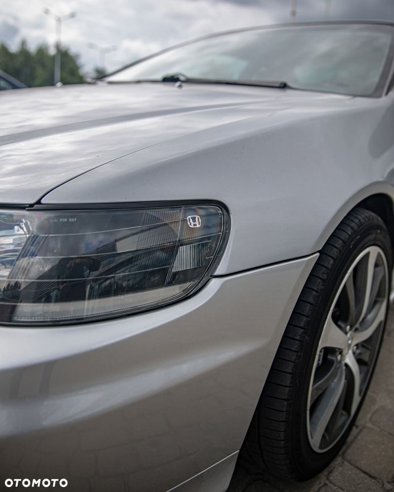 Honda Accord 3.0i ES - 4