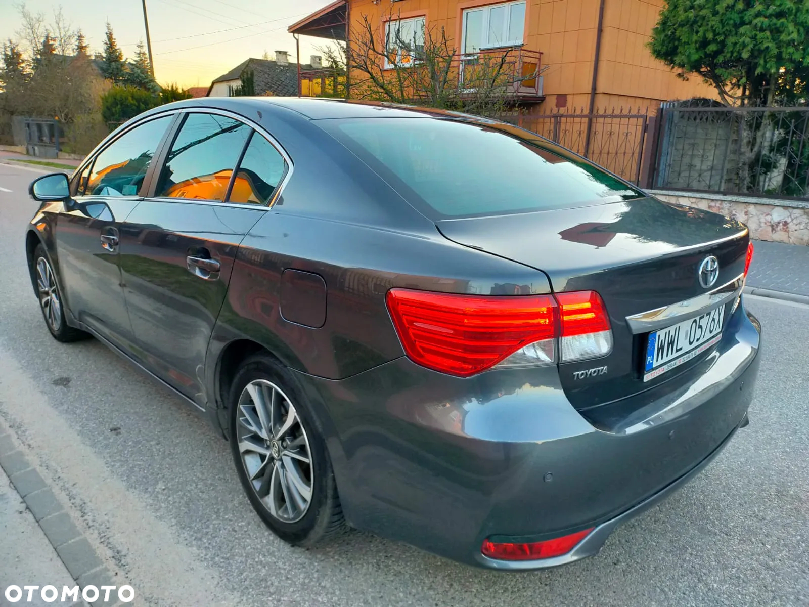 Toyota Avensis - 11